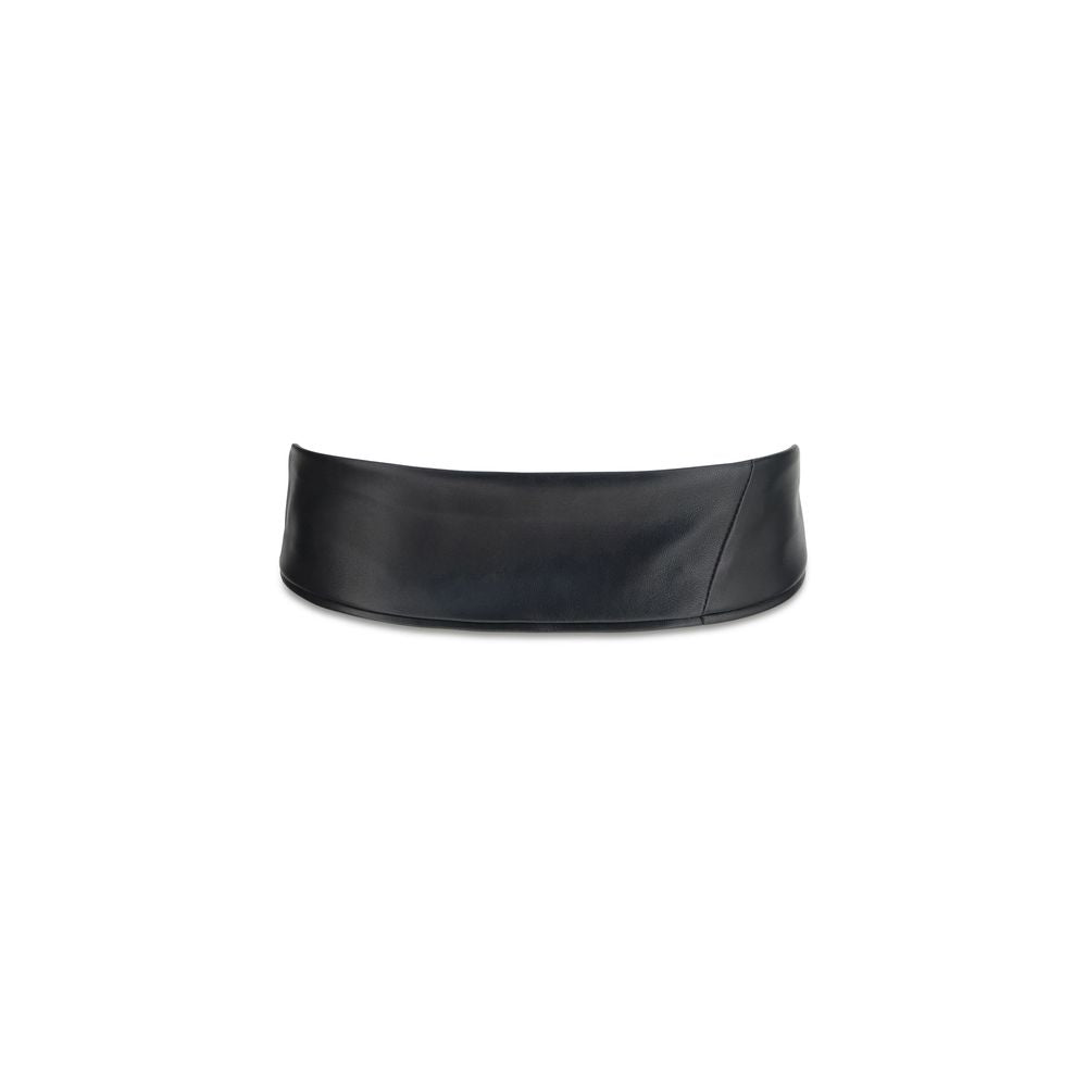 Riem met hoge taille van zwart kalfsleer (Bos Taurus)