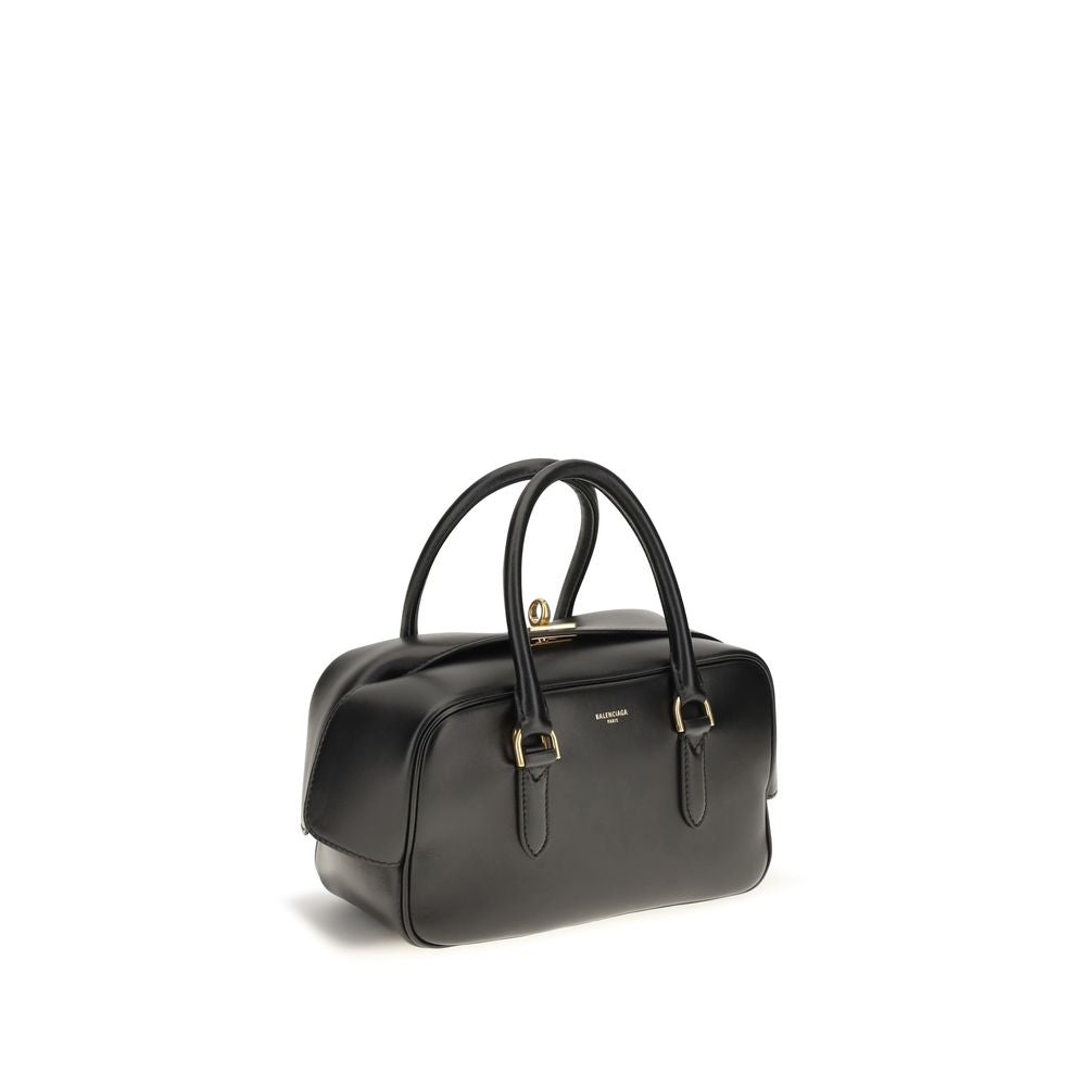 Handtasche aus schwarzem Lammleder