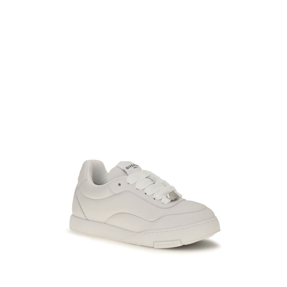 Weiße Lamm-Sneaker Ovis Aries mit niedrigem Schaft