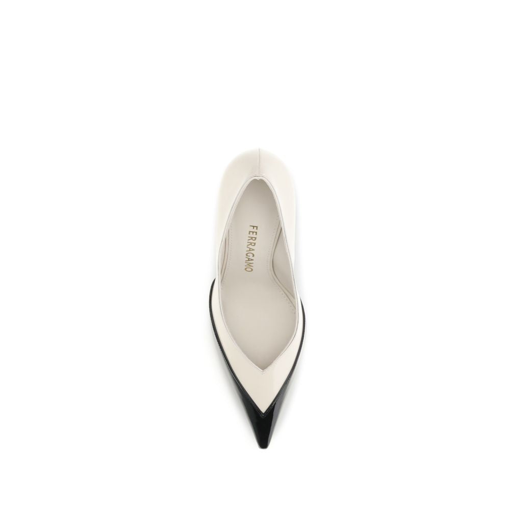 Ferragamo pumps met hoge hak